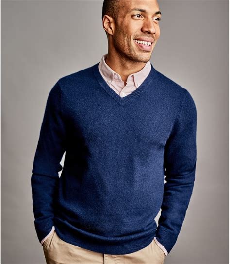 navy v neck jumper men's.